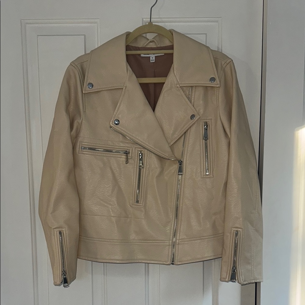 Elizabeth and James Ivory Cream Faux Leather Multi Zipper Moto Jacket Size M